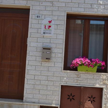 Up Bed & Breakfast Carosino Luaran gambar