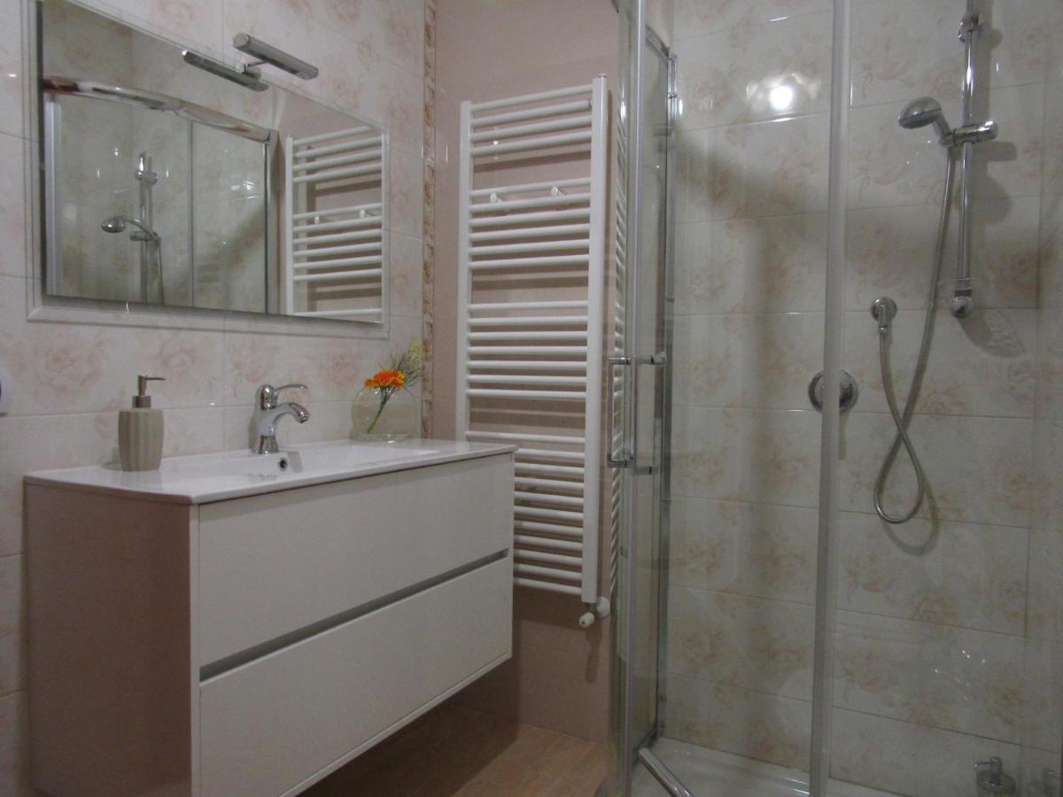 Up Bed & Breakfast Carosino Luaran gambar