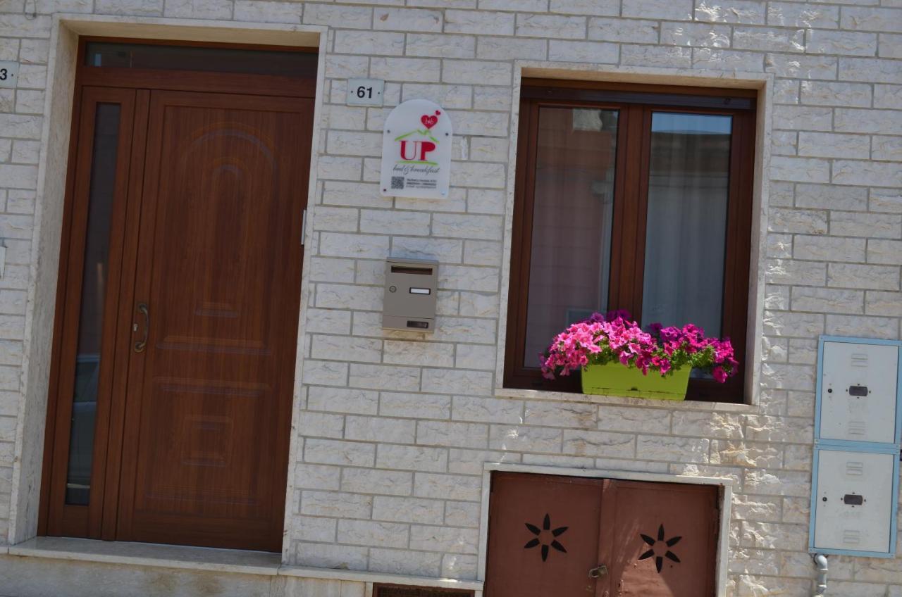 Up Bed & Breakfast Carosino Luaran gambar